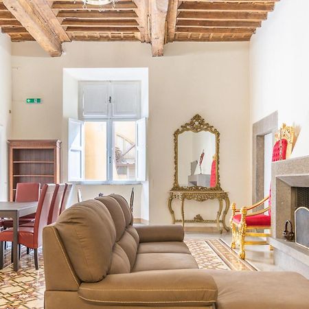 The House Of Thrones Apartment Viterbo Exterior photo